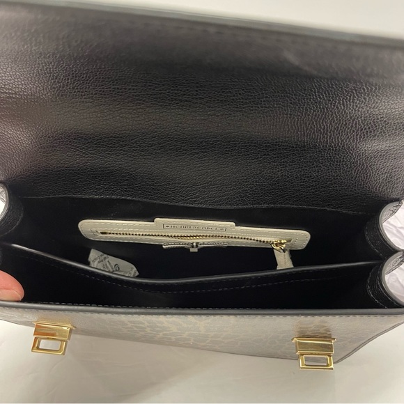 Henri Bendel West 57th RARE Leopard School Bag NWT/ Stripe Dustbin - Picture 9 of 16